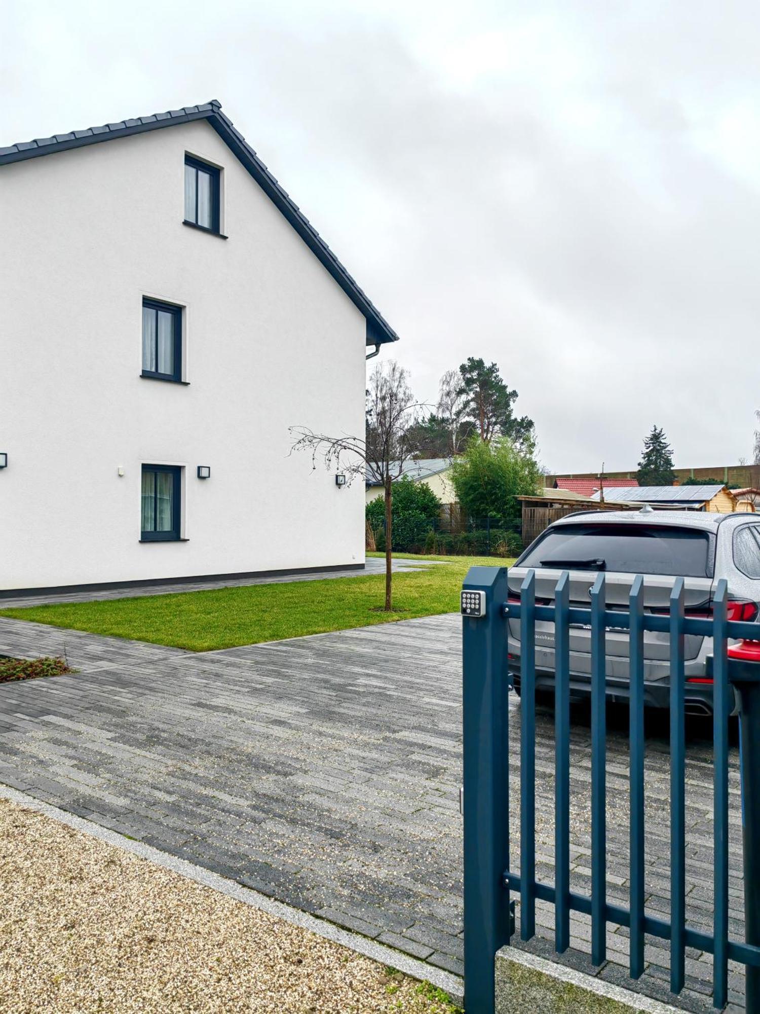 Bohnapartments Luxury Villa Berlin - 210Qm - Wintergarten - Kamin - 4 Kostenlose Parkplaetze - 6 Schlafzimmer - Neubau - Luxusausstattung Birkenwerder Exteriér fotografie