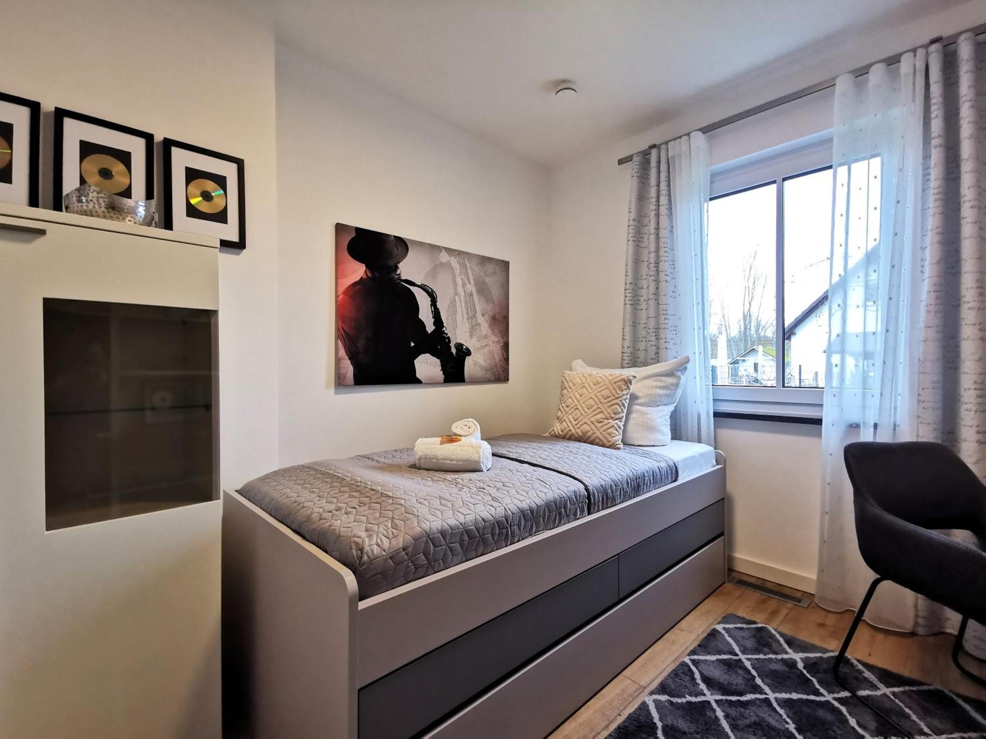 Bohnapartments Luxury Villa Berlin - 210Qm - Wintergarten - Kamin - 4 Kostenlose Parkplaetze - 6 Schlafzimmer - Neubau - Luxusausstattung Birkenwerder Exteriér fotografie