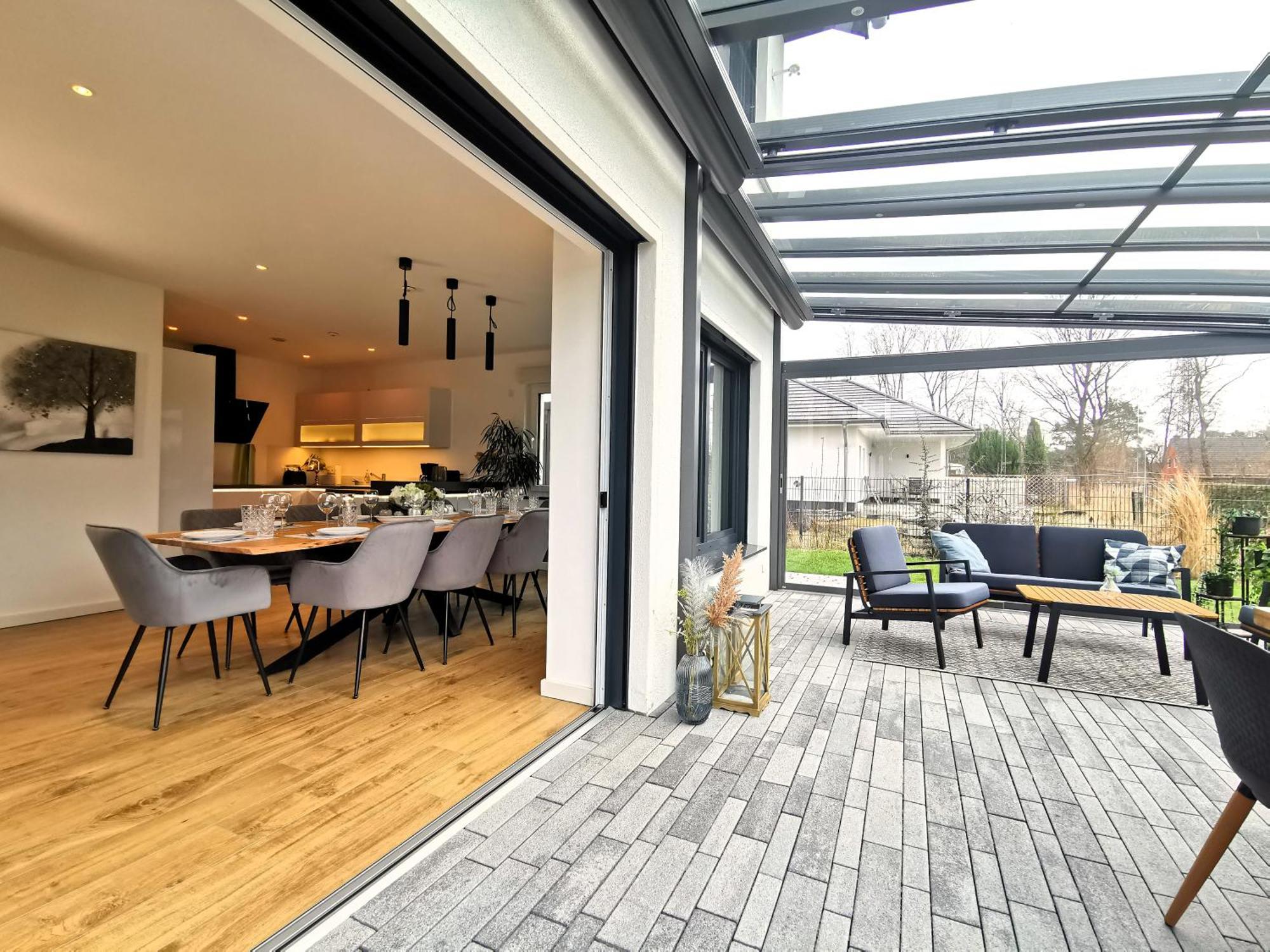 Bohnapartments Luxury Villa Berlin - 210Qm - Wintergarten - Kamin - 4 Kostenlose Parkplaetze - 6 Schlafzimmer - Neubau - Luxusausstattung Birkenwerder Exteriér fotografie