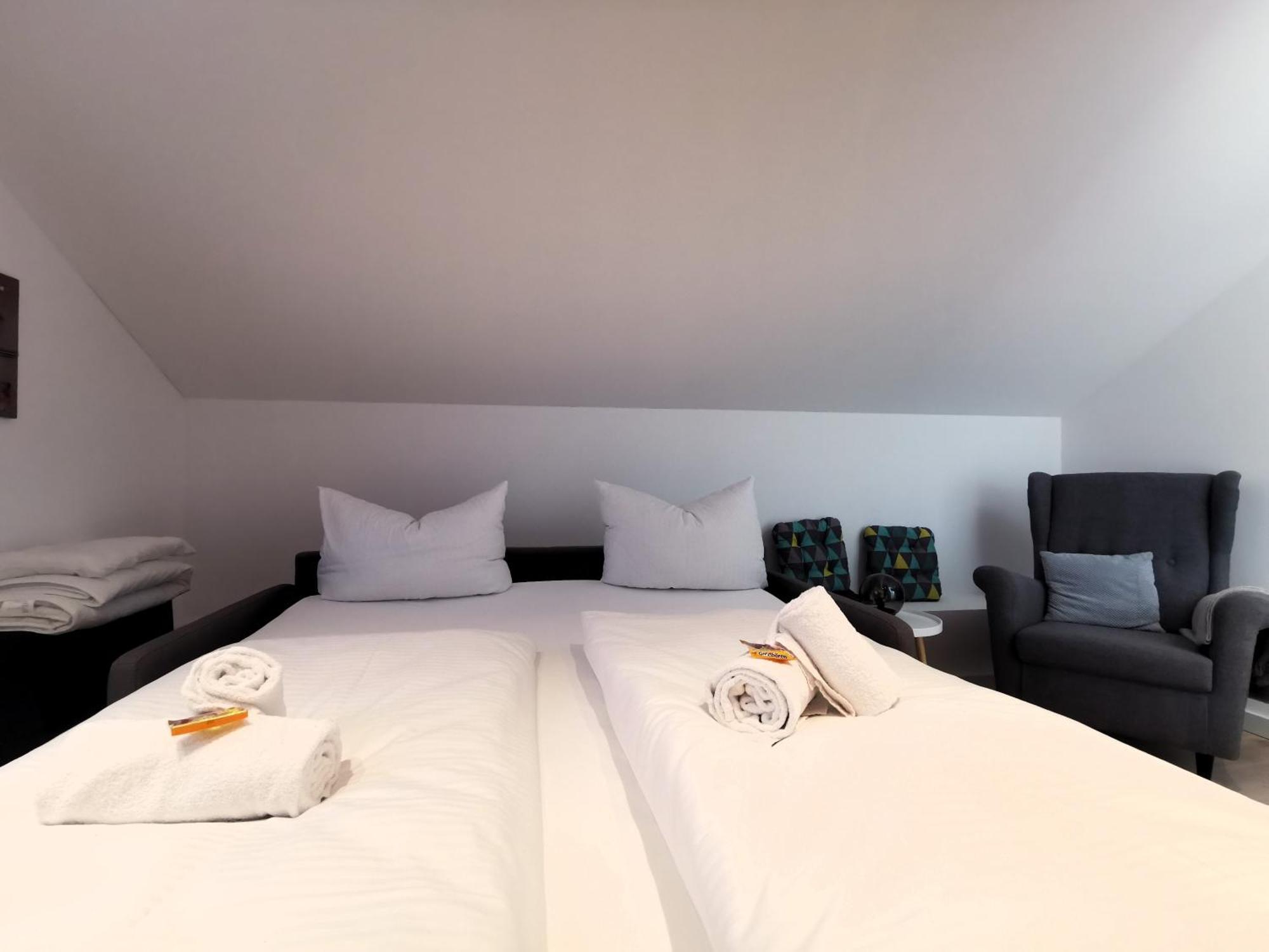 Bohnapartments Luxury Villa Berlin - 210Qm - Wintergarten - Kamin - 4 Kostenlose Parkplaetze - 6 Schlafzimmer - Neubau - Luxusausstattung Birkenwerder Exteriér fotografie